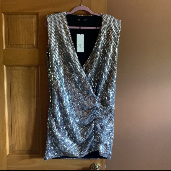 DRAPED SEQUIN DRESS - Picture 8 of 8